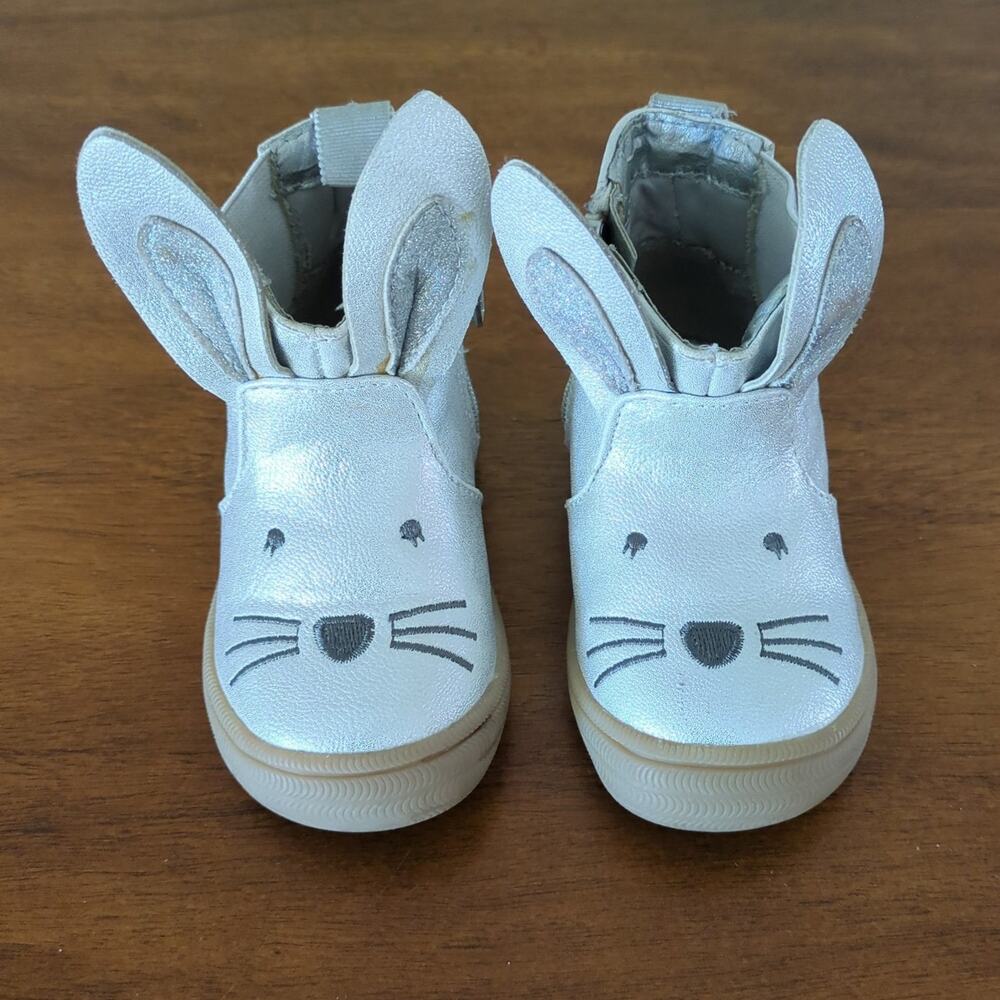 Cat & Jack™ ~ Toddler Girls Size 4 ~ Estella ~ Metallic/Glitter Bunny Ankle Boot